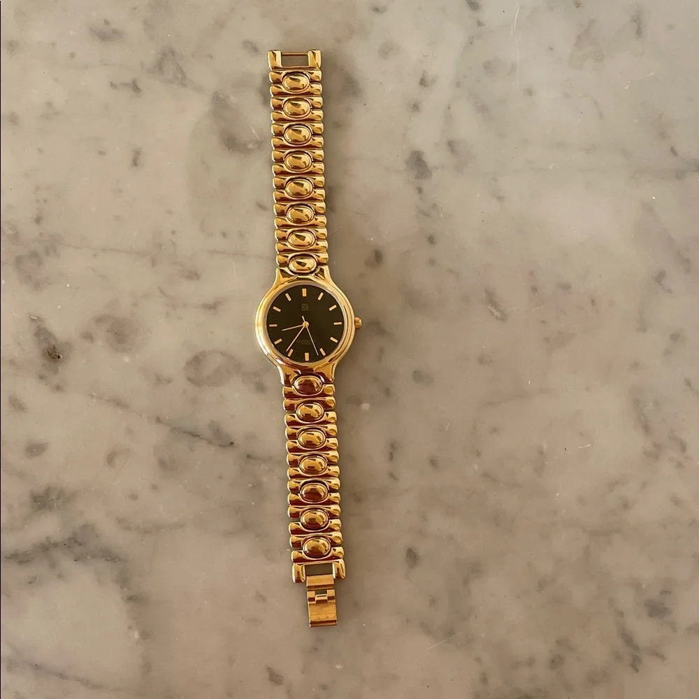 GIVENCHY Vintage 90's Quartz Gold Bracelet Black Dial Women's Watch